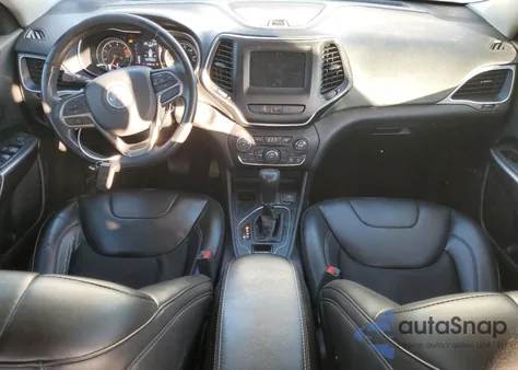 2019 Jeep Cherokee Latitude Plus z USA, uszkodzony, nr VIN 1C4PJLLB5KD420374